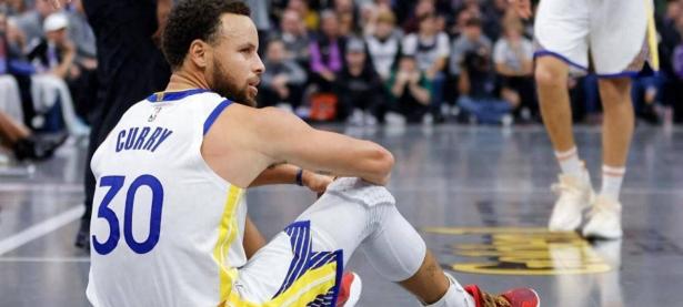 金年会足球-勇士技术犯规送分，巴黎主帅怒摔战术板！！